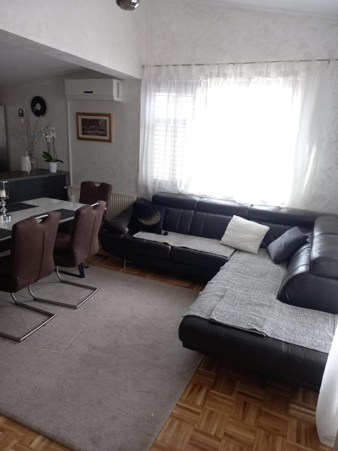 Apartment Brankica ポドストラナ エクステリア 写真